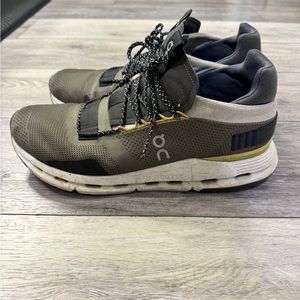 On cloudnova men’s running shoes